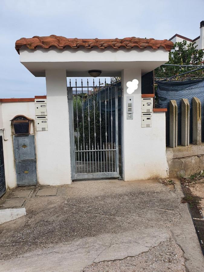 Апартаменты Casa Dell'Ape Maia Термоли Экстерьер фото